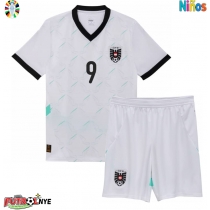 Camiseta Austria Marcel Sabitzer #9 Visitante Equipación para niños Eurocopa 2024 manga corta (+ pantalones cortos)